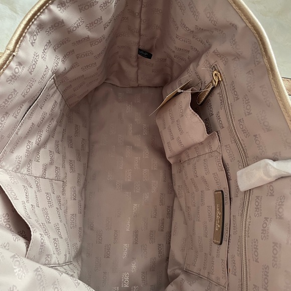 MICHAEL Michael Kors Jet Set Travel Saffiano Leather Large Tote Pale Gold - NWT - Picture 6 of 7